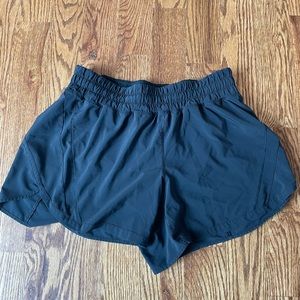 Lululemon Track That 5” shorts